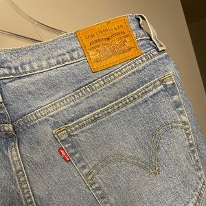 Levi’s Wedgie Straight Jeans